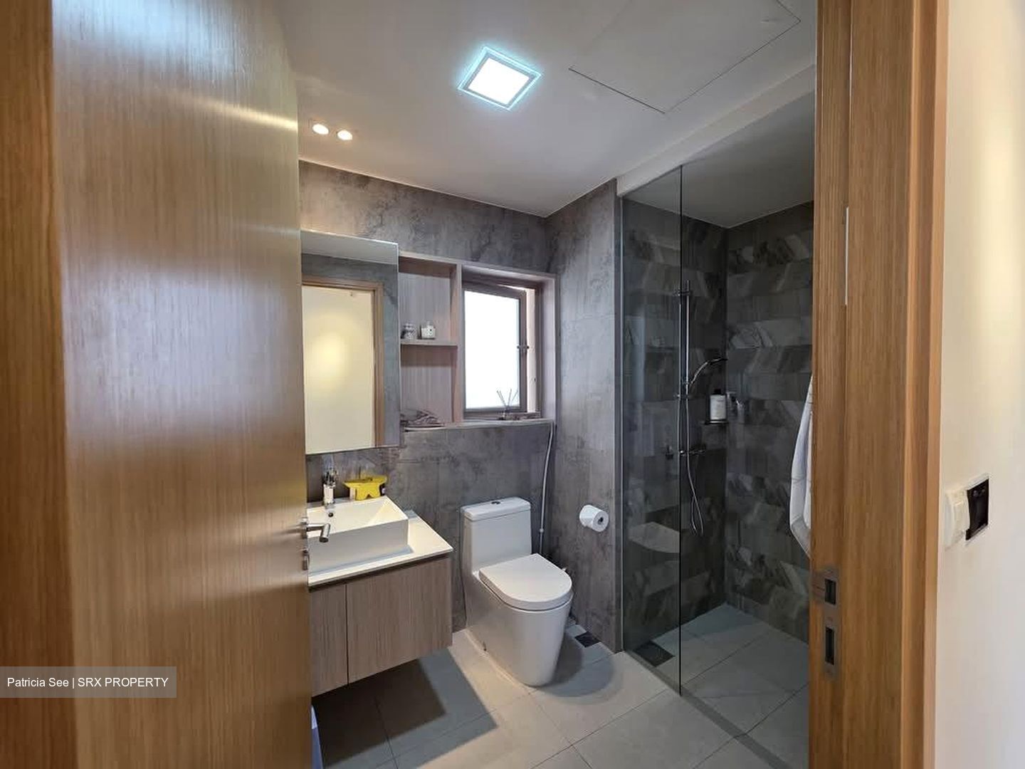 The Vales (D19), Condominium #560318501